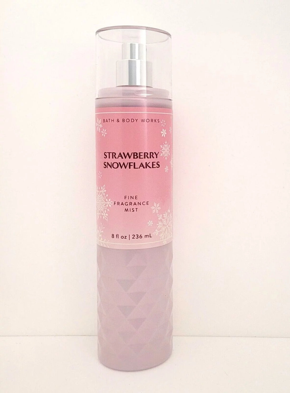 Bath And Body Works Strawberry Snowflakes Review